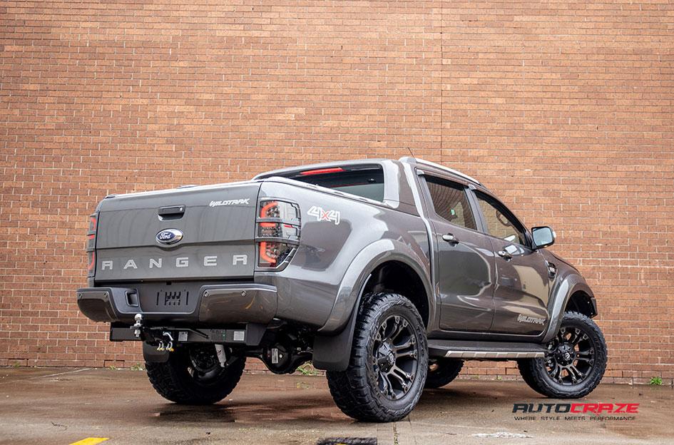 FORD-RANGER-VAPOR-BLACK-MACHINED-WITH-DARK-TINT